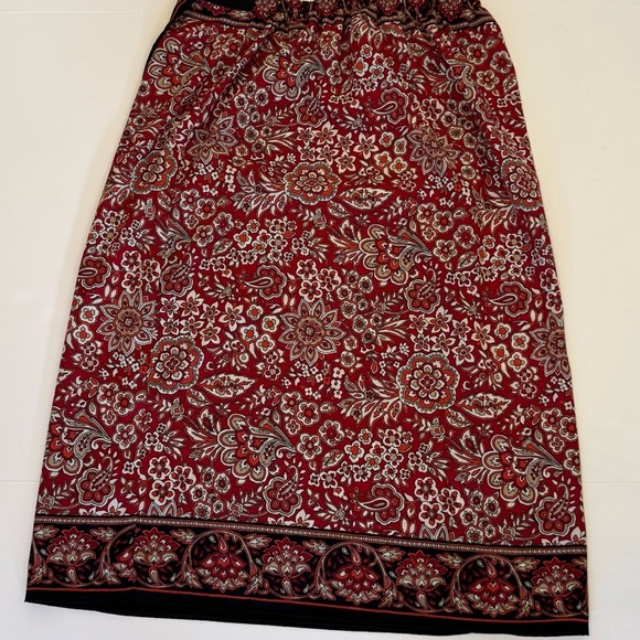 Sag Harbor Paisley 16 Petites Skirt - Picture 8 of 8